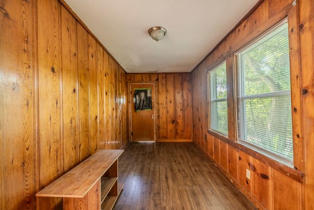 412 Walker St, Waynesboro, TN 38485