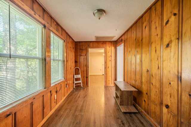 412 Walker St, Waynesboro, TN 38485