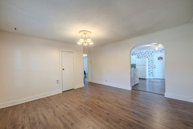 412 Walker St, Waynesboro, TN 38485