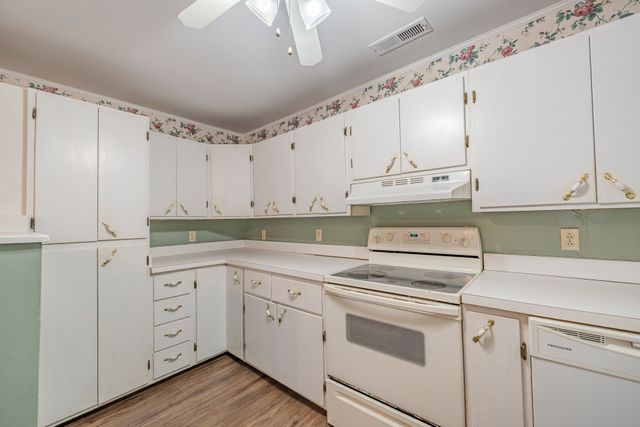 412 Walker St, Waynesboro, TN 38485