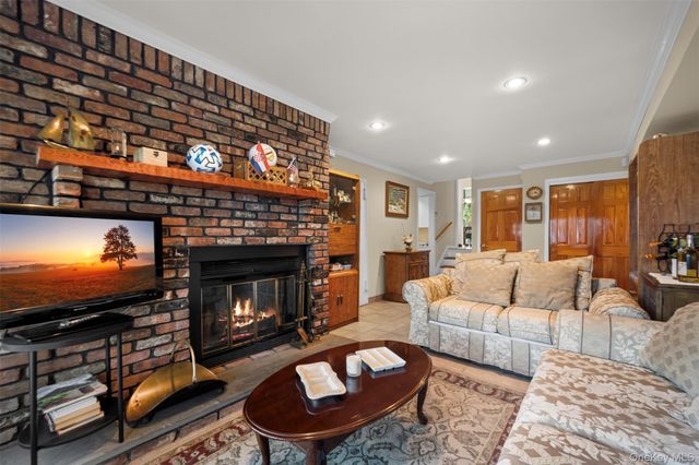 58-19 264th Street, Little Neck, NY 11362