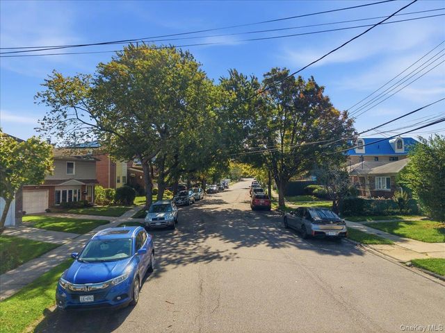 58-19 264th Street, Little Neck, NY 11362