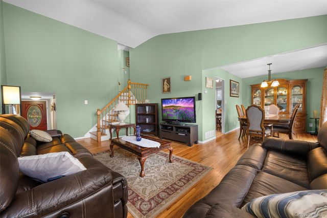 58-19 264th Street, Little Neck, NY 11362