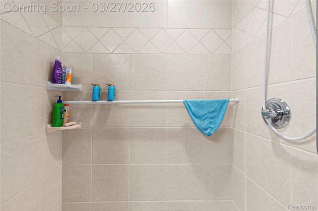 21651 Sylvan Avenue, Brownstown Charter Township, MI 48134