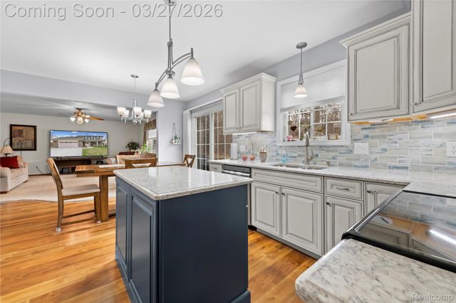 21651 Sylvan Avenue, Brownstown Charter Township, MI 48134