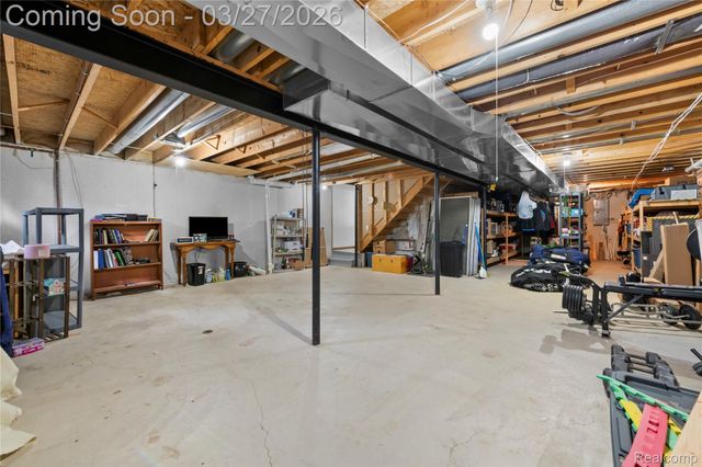 21651 Sylvan Avenue, Brownstown Charter Township, MI 48134