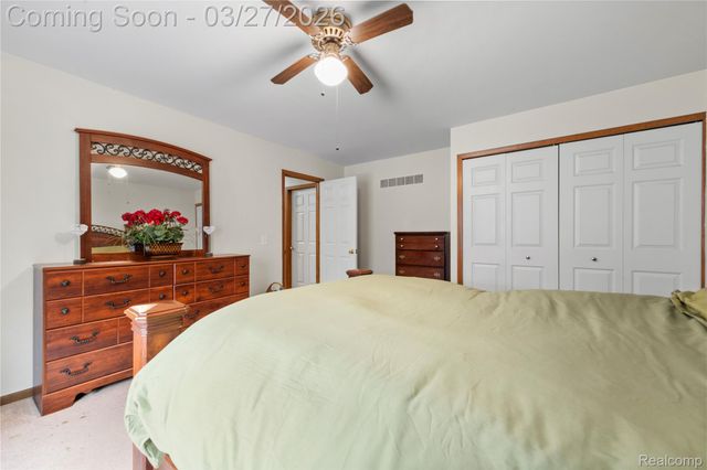 21651 Sylvan Avenue, Brownstown Charter Township, MI 48134