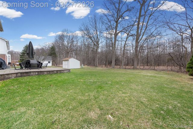 21651 Sylvan Avenue, Brownstown Charter Township, MI 48134