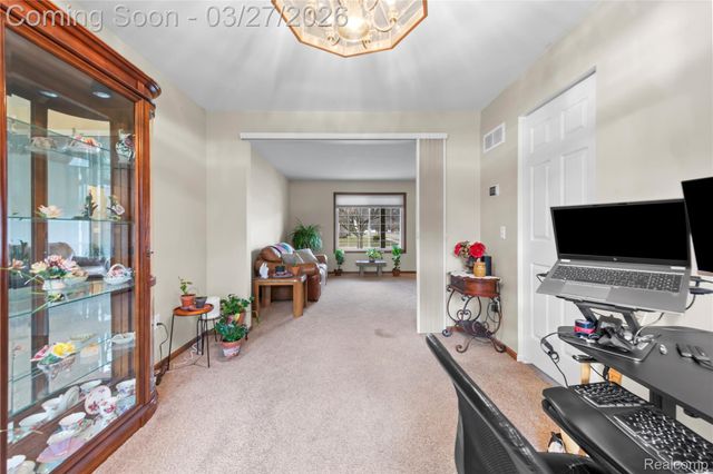 21651 Sylvan Avenue, Brownstown Charter Township, MI 48134