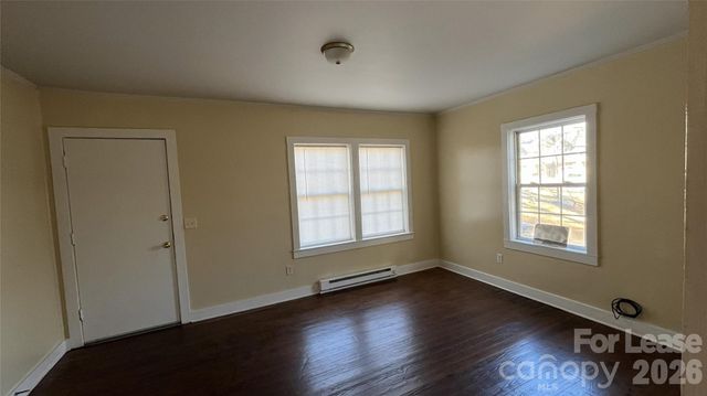2621 Dr Carver Road, Charlotte, NC 28208
