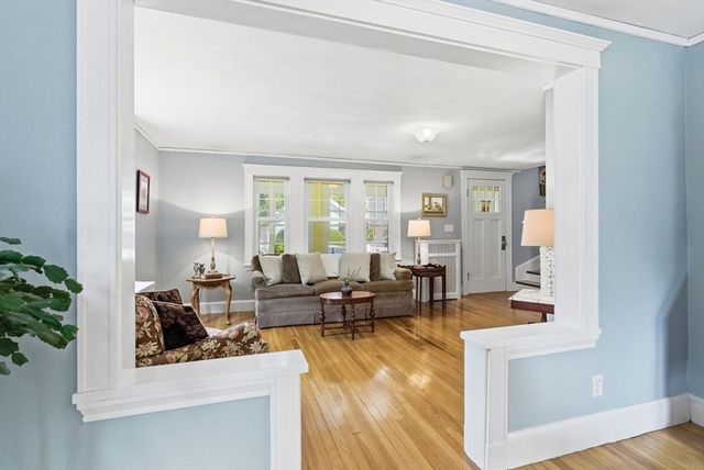 171 Derby Rd, Melrose, MA 02176