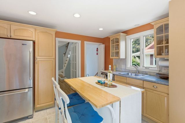 171 Derby Rd, Melrose, MA 02176