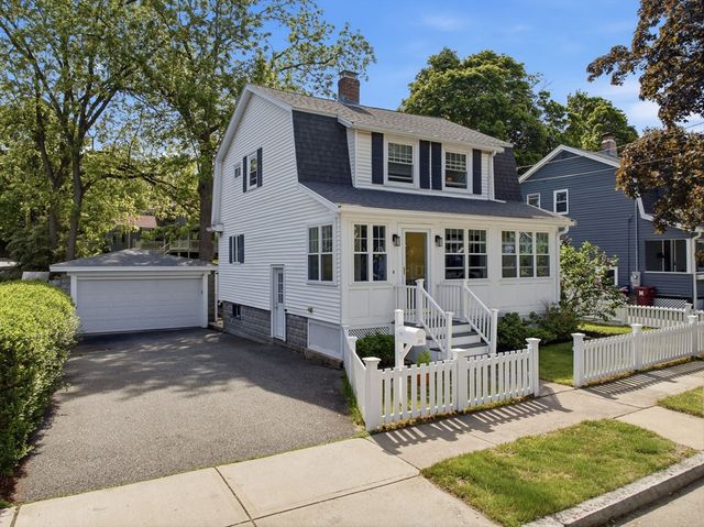 171 Derby Rd, Melrose, MA 02176