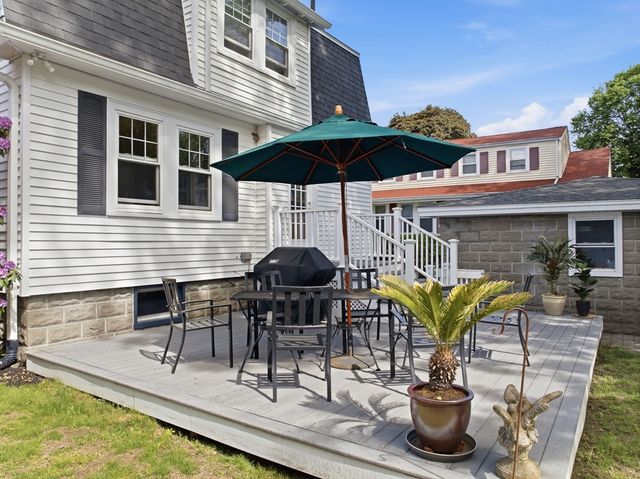 171 Derby Rd, Melrose, MA 02176