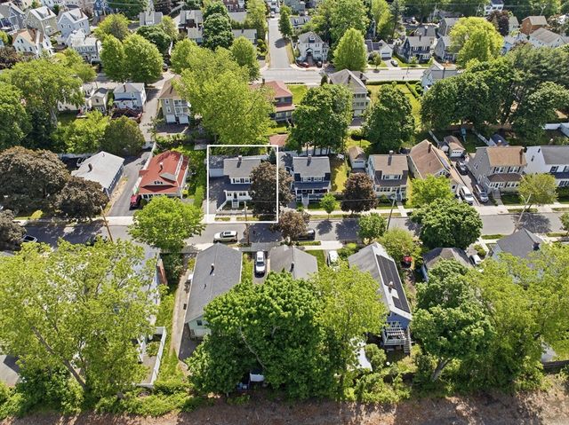 171 Derby Rd, Melrose, MA 02176