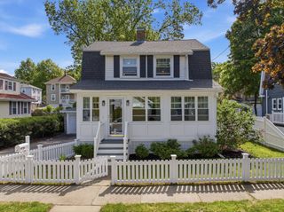 171 Derby Rd, Melrose, MA 02176