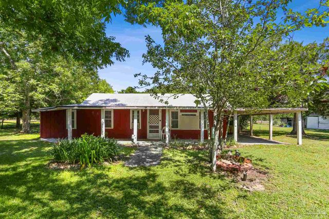 939 Avalon Blvd, Milton, FL 32583