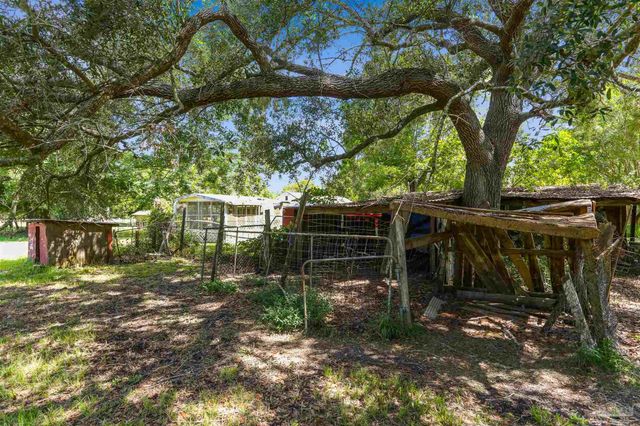 939 Avalon Blvd, Milton, FL 32583