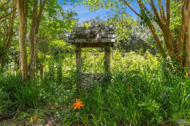 939 Avalon Blvd, Milton, FL 32583