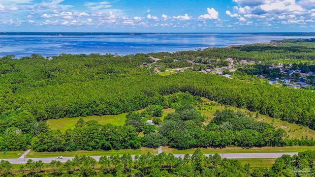 939 Avalon Blvd, Milton, FL 32583