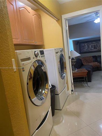 15146 SW 92nd Ter, Miami, FL 33196