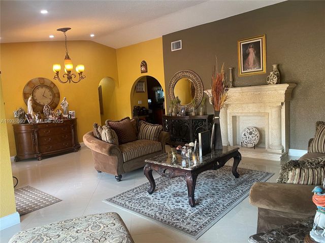 15146 SW 92nd Ter, Miami, FL 33196