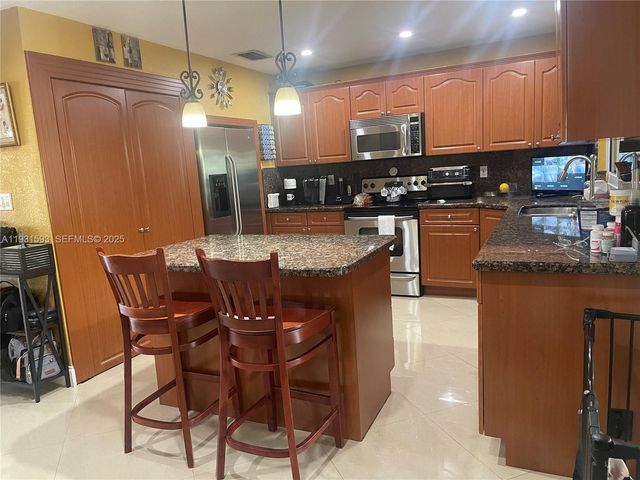 15146 SW 92nd Ter, Miami, FL 33196