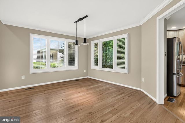 11201 PAVILION CLUB CT, Reston, VA 20194