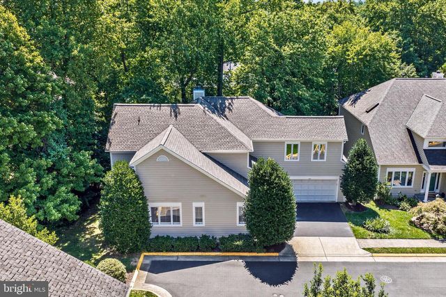 11201 PAVILION CLUB CT, Reston, VA 20194