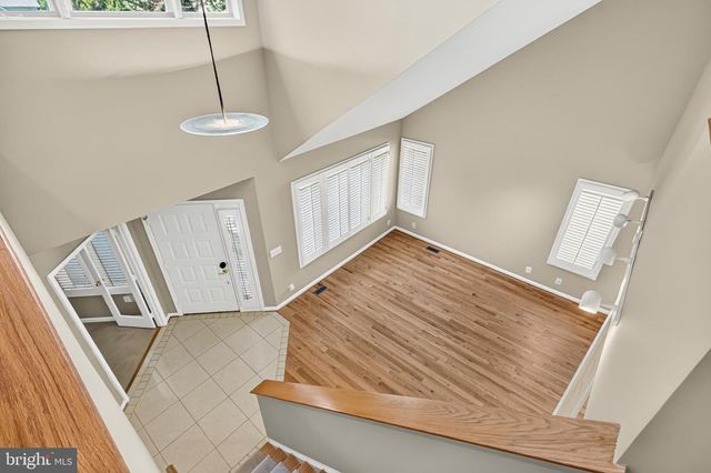 11201 PAVILION CLUB CT, Reston, VA 20194