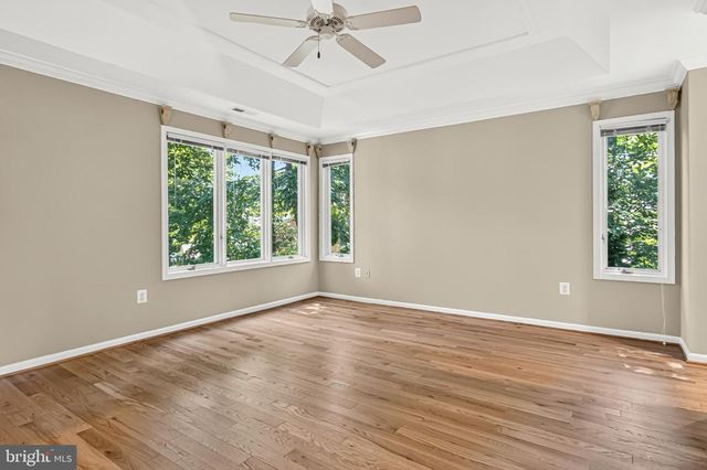 11201 PAVILION CLUB CT, Reston, VA 20194