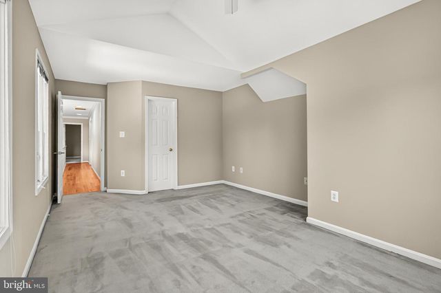 11201 PAVILION CLUB CT, Reston, VA 20194