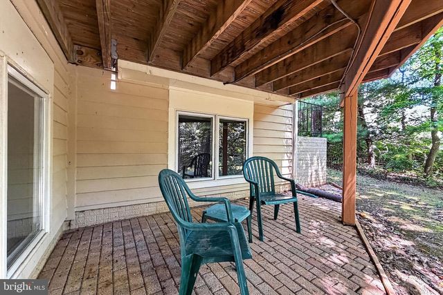 11201 PAVILION CLUB CT, Reston, VA 20194