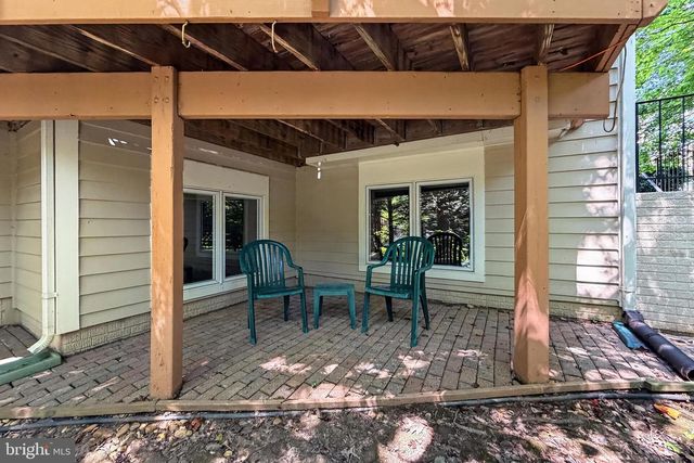 11201 PAVILION CLUB CT, Reston, VA 20194