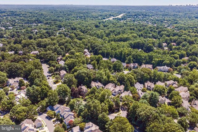 11201 PAVILION CLUB CT, Reston, VA 20194