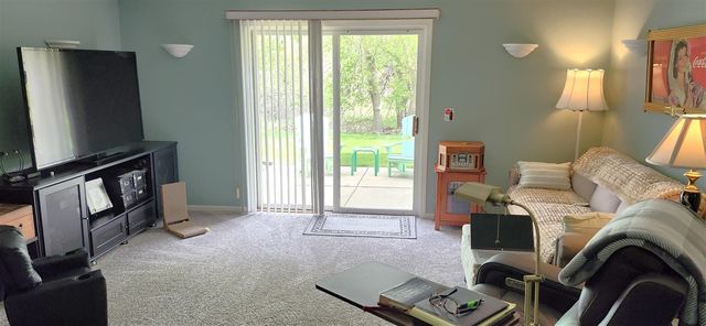 1698 Oakleigh Woods Drive 7, Grand Rapids, MI 49504