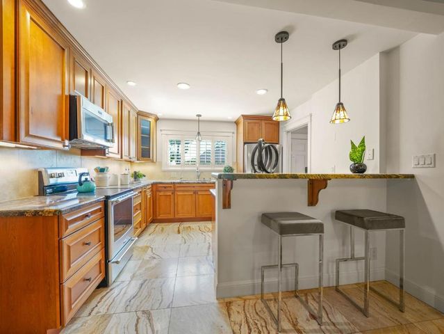 600 Pennsylvania Avenue 3, Los Gatos, CA 95030