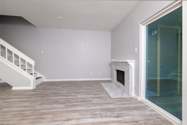 2100 Park Willow Lane D, Arlington, TX 76011