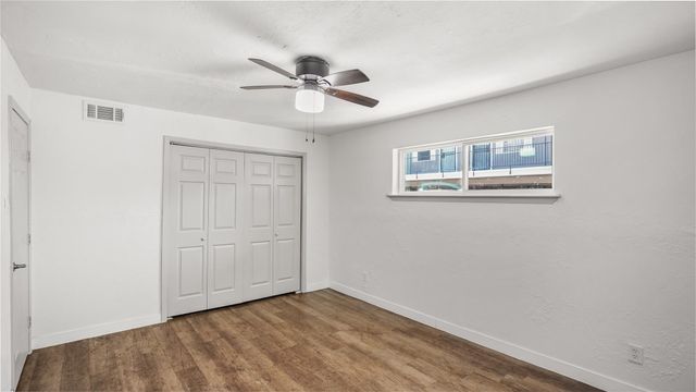 2819 Berry Street 11, Houston, TX 77004