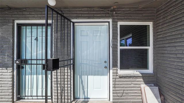 2819 Berry Street 11, Houston, TX 77004