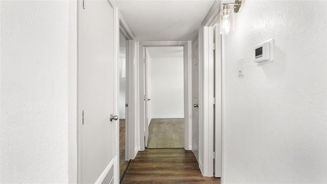 2819 Berry Street 11, Houston, TX 77004