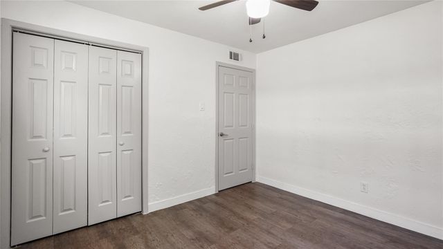 2819 Berry Street 11, Houston, TX 77004