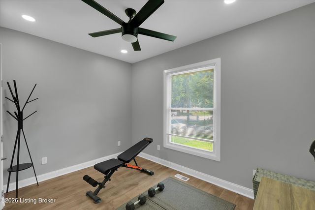 738 M St, Louisville, KY 40208