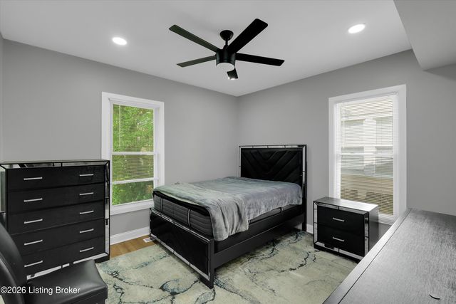 738 M St, Louisville, KY 40208