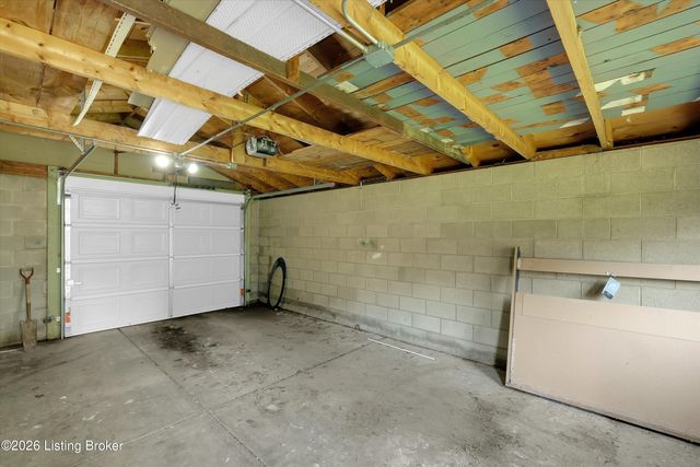 738 M St, Louisville, KY 40208