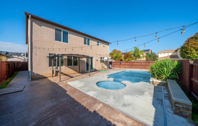 59 Rancho Santa Fe Drive, Madera, CA 93638