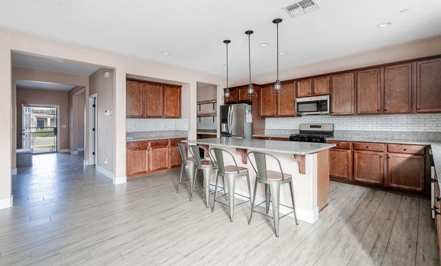 59 Rancho Santa Fe Drive, Madera, CA 93638