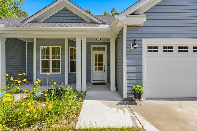 4699 Red Bluff Rd., Loris, SC 29569
