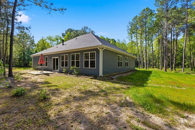 4699 Red Bluff Rd., Loris, SC 29569