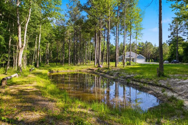 4699 Red Bluff Rd., Loris, SC 29569
